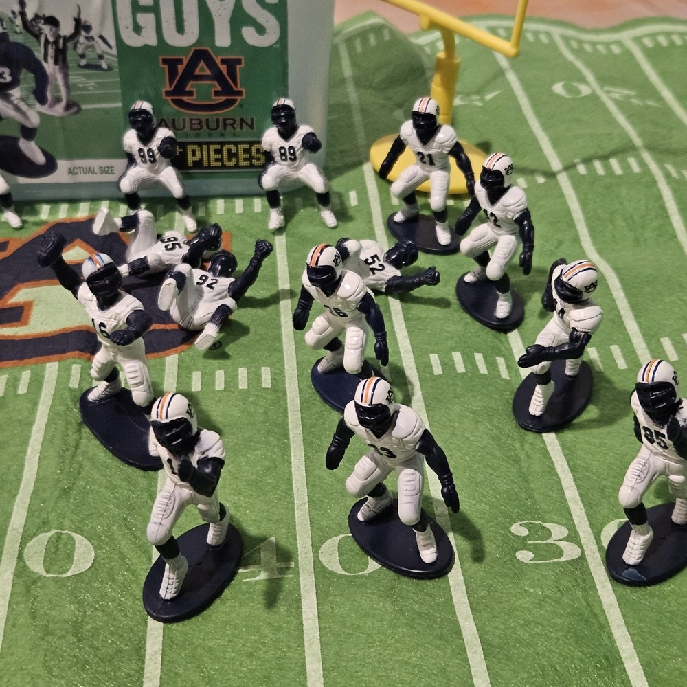 Auburn Tigers Football Guys Playset 26 Players Complete Set Kaskey Kids - Picture 13 of 16